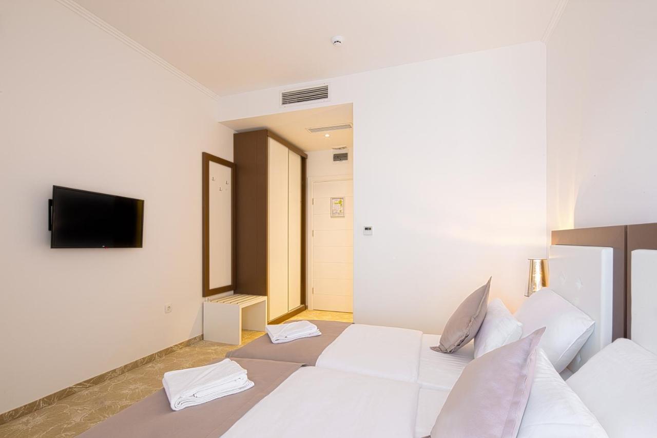 Hotel Pozzo Budva Exterior photo