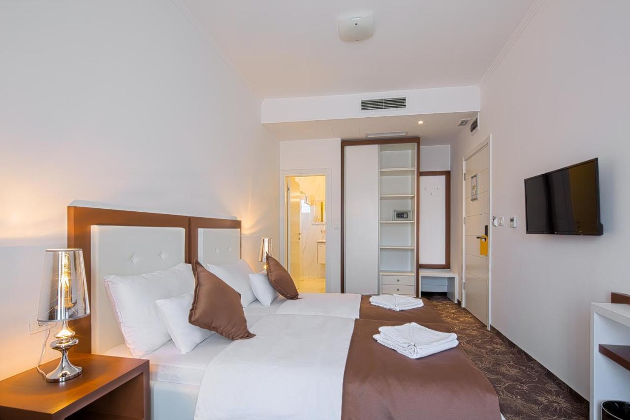 Hotel Pozzo Budva Exterior photo
