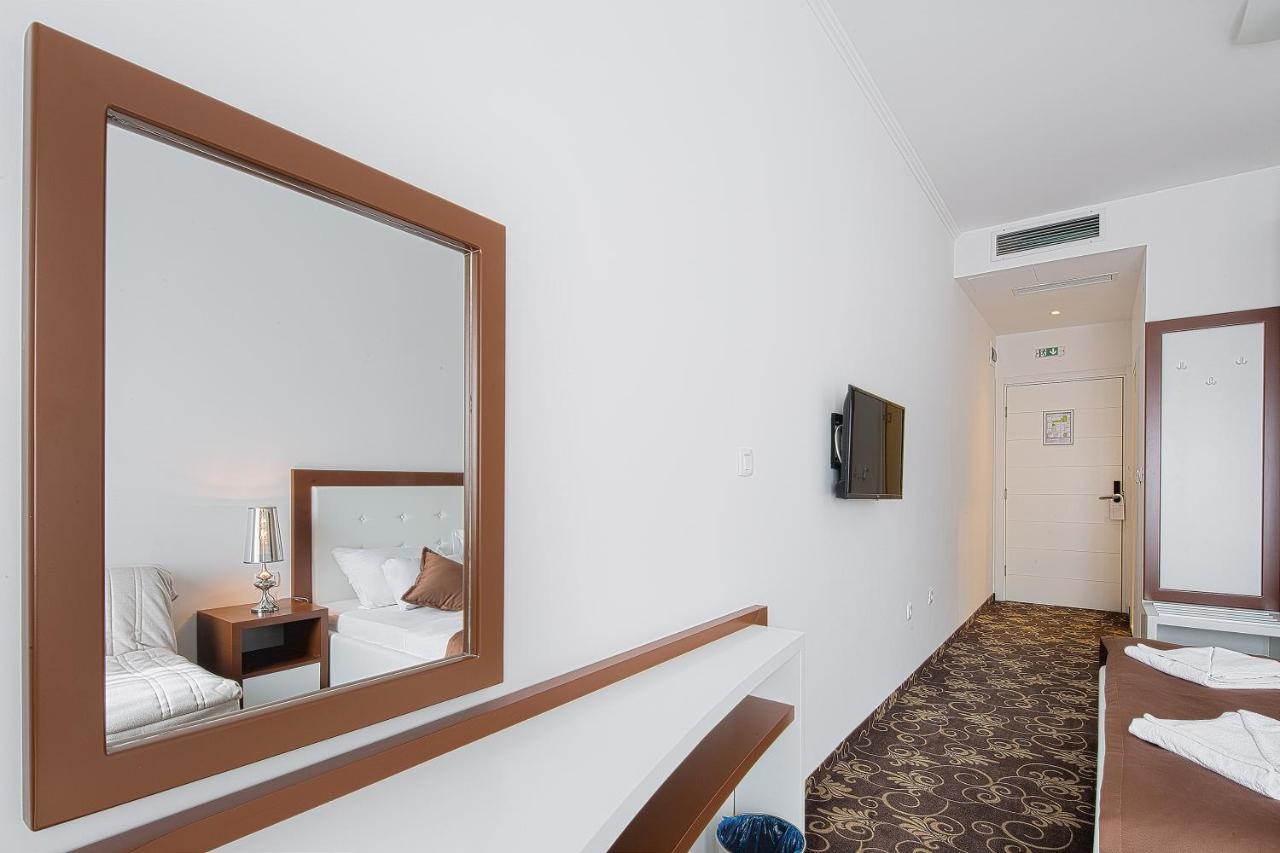 Hotel Pozzo Budva Exterior photo
