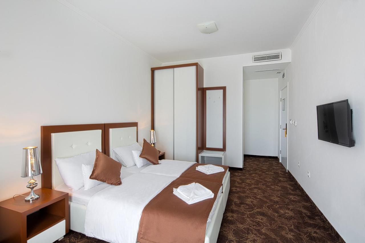 Hotel Pozzo Budva Exterior photo