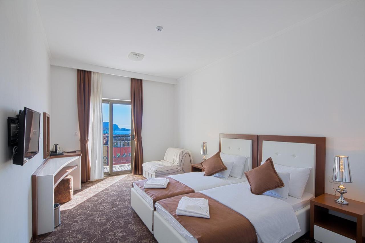 Hotel Pozzo Budva Exterior photo