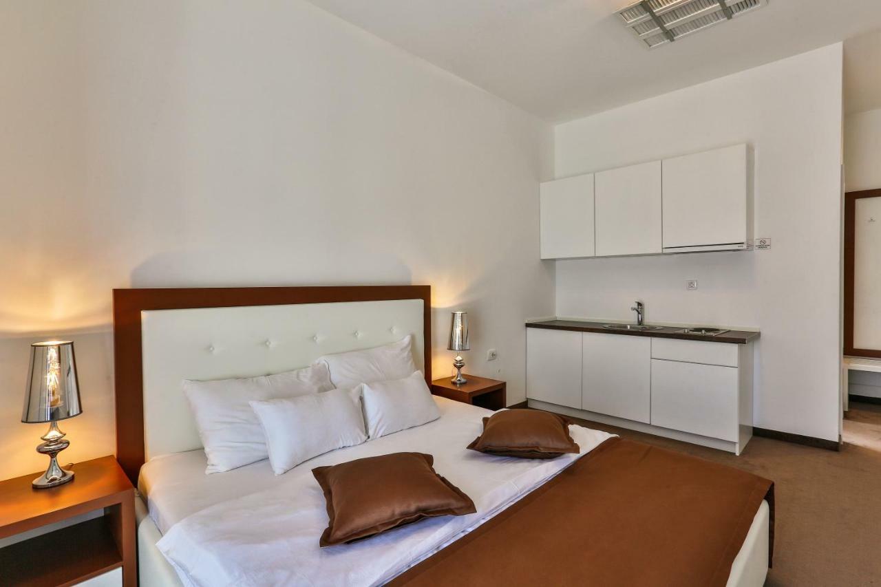 Hotel Pozzo Budva Exterior photo